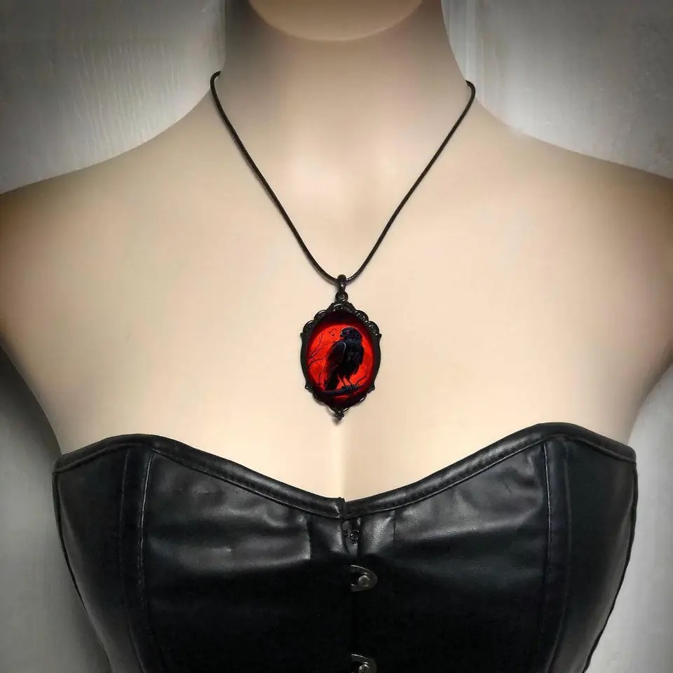 Gotik Vampir Baykuş Cameo Koly - Women'S Vampire Accessories incelemesi ve fiyatı