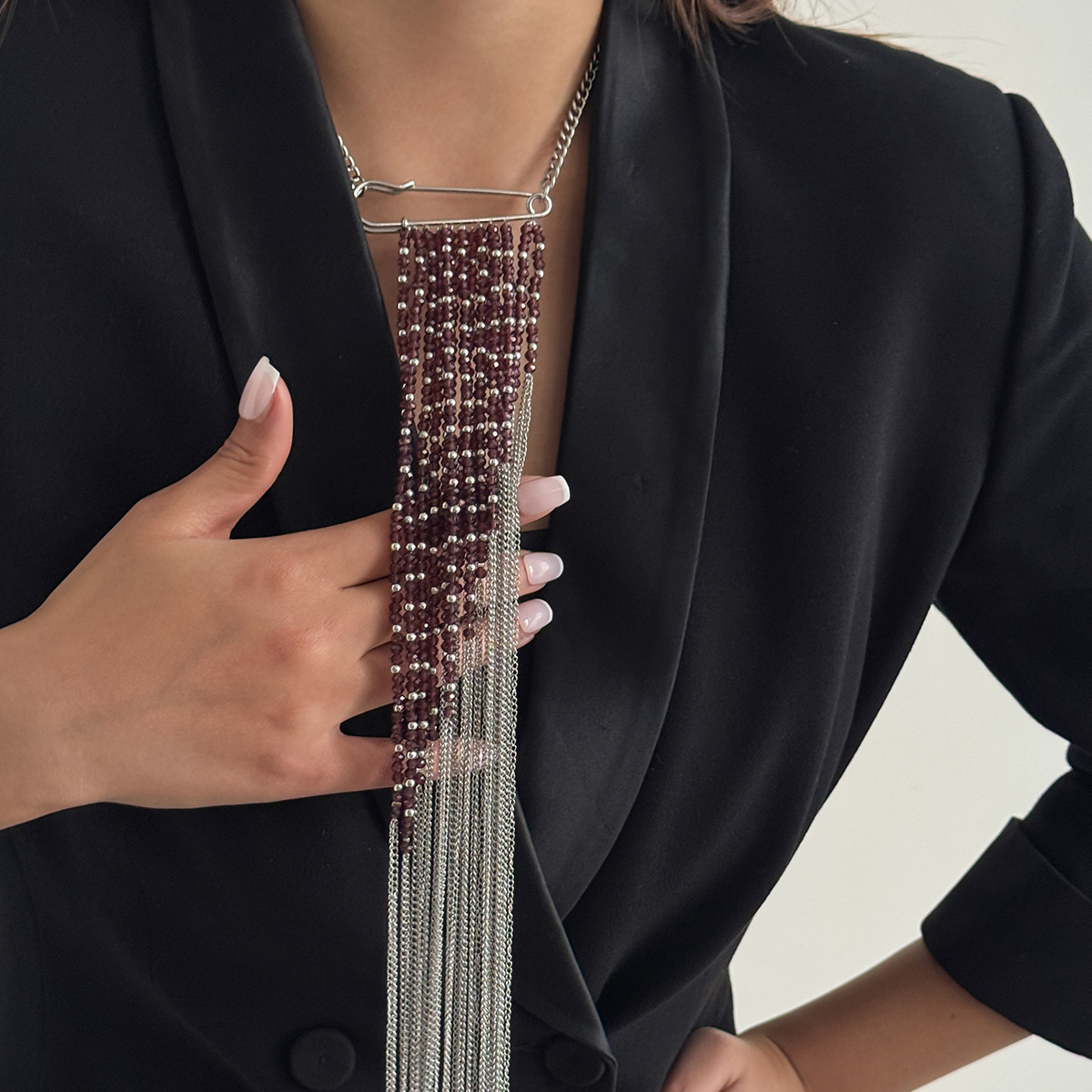 Gümüş Renk Püskül Zincir Broş  - Women Accessories Products incelemesi ve fiyatı